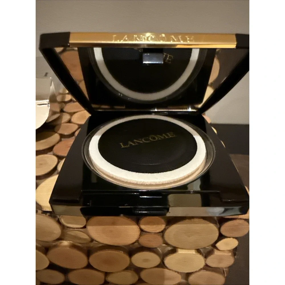 NOS Lancome Dual Finish Versatile‎ Powder Makeup Matte Amande III